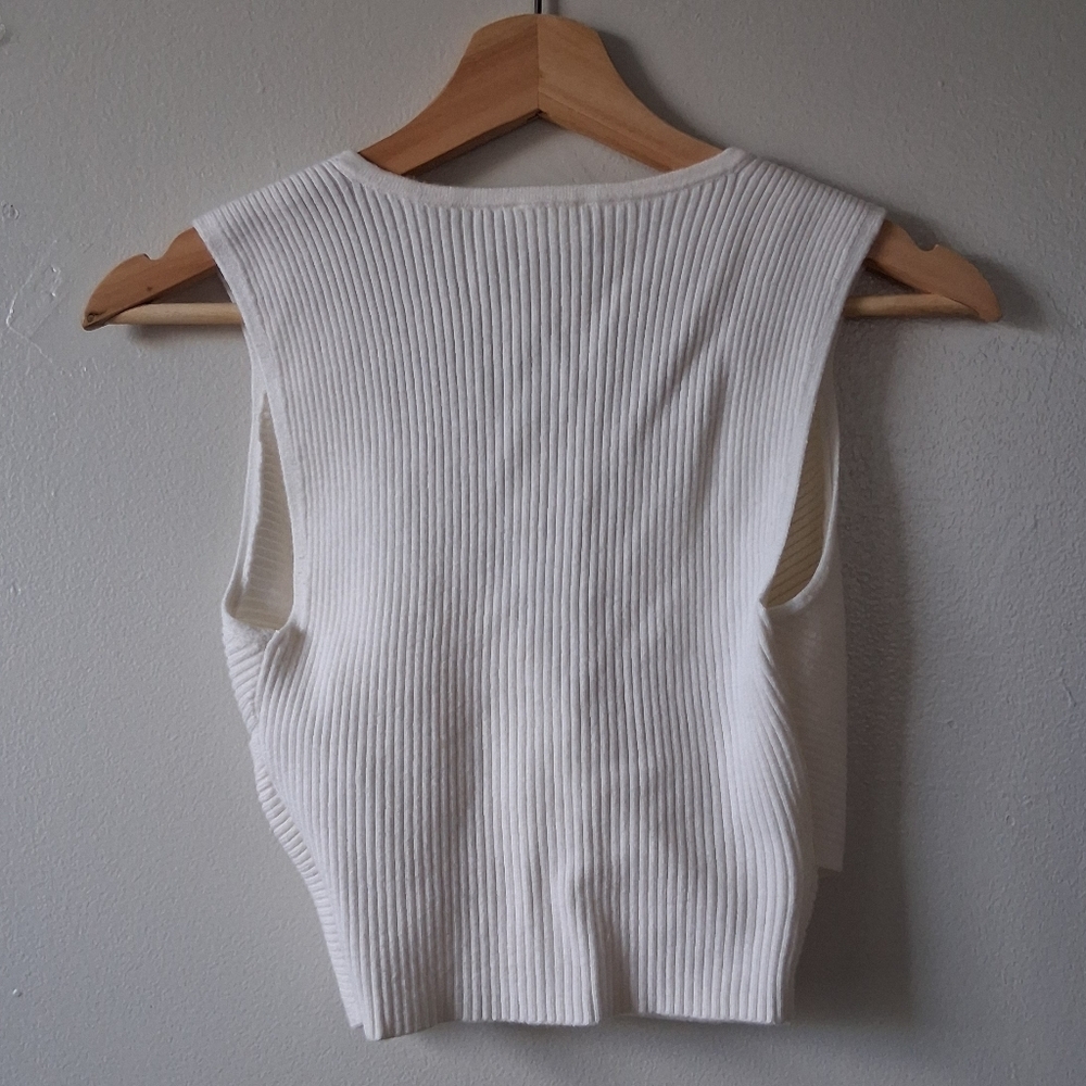 Abercrombie & Fitch White Wrap Over Tanktop - Picture 3 of 5